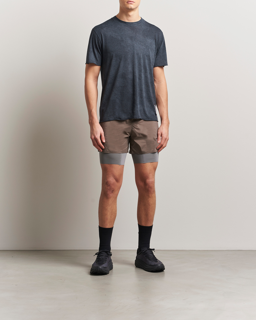 Herren | T-Shirts | Satisfy | CloudMerino Cordura T-Shirt Sun Bleached Black