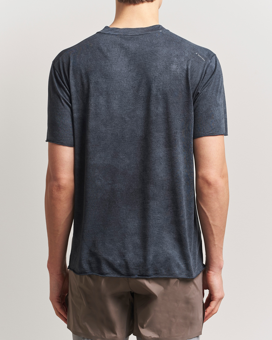 Herren | T-Shirts | Satisfy | CloudMerino Cordura T-Shirt Sun Bleached Black