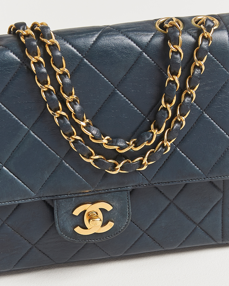 Herren | Chanel Pre-Owned Classic Medium Single Flap Bag Lambskin Navy | Chanel Pre-Owned | Classic Medium Single Flap Bag Lambskin Navy