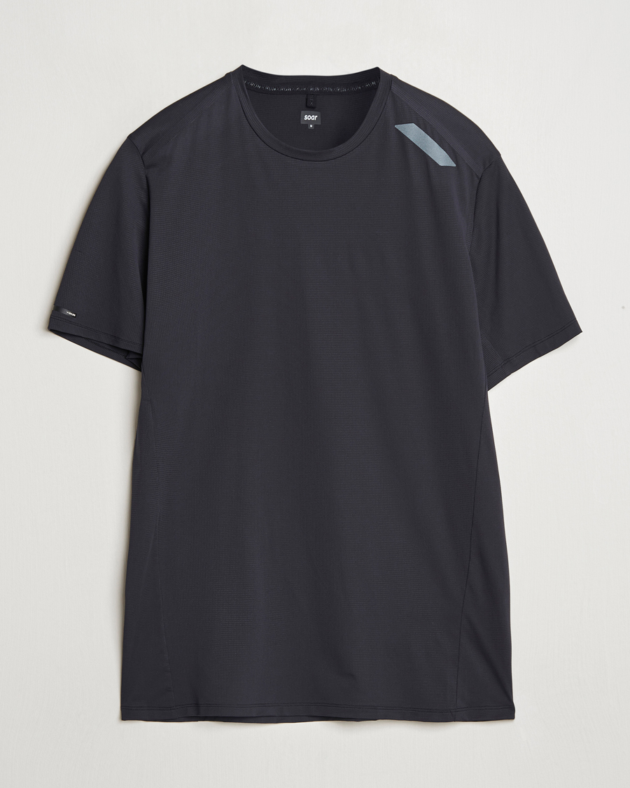 Herren | T-Shirts | SOAR Running | Tech Tee Black