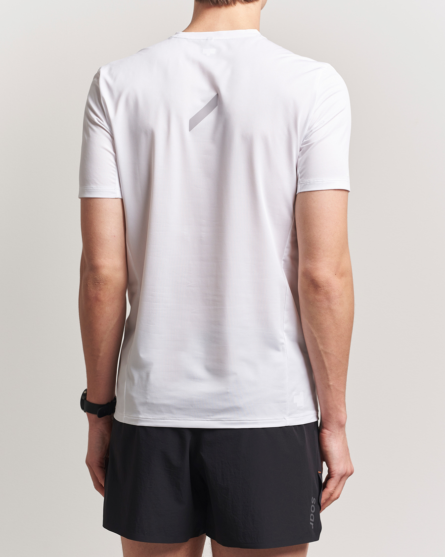 Herren | T-Shirts | SOAR Running | Tech Tee White