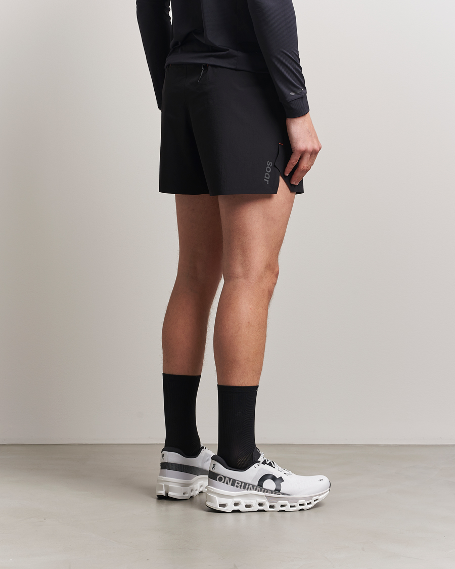 Herren | Shorts | SOAR Running | Run Short Black