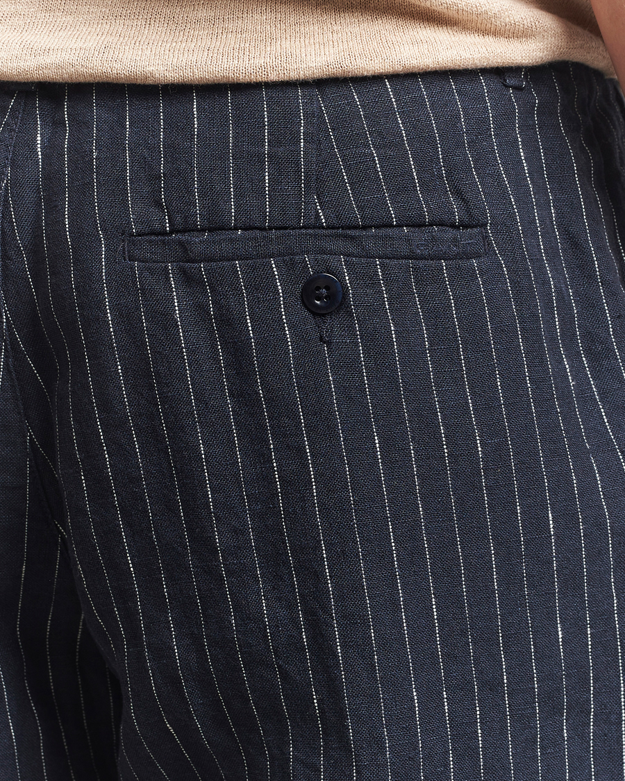 Herren | Hosen | GANT | Relaxed Fit Linen Pinstriped Trousers Darkened Navy