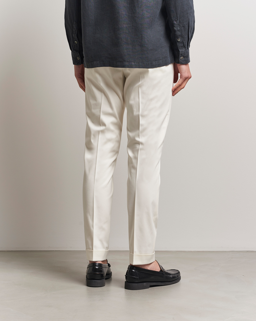 Herren | Hosen | Tiger of Sweden | Tenuta Pleated Cotton Trousers Soft White