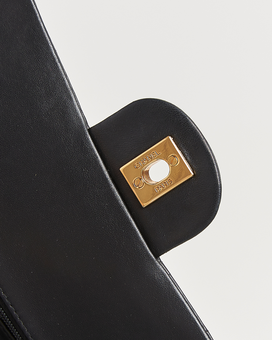 Herren | Chanel Pre-Owned Classic Medium Double Flap Bag Lambskin Black | Chanel Pre-Owned | Classic Medium Double Flap Bag Lambskin Black