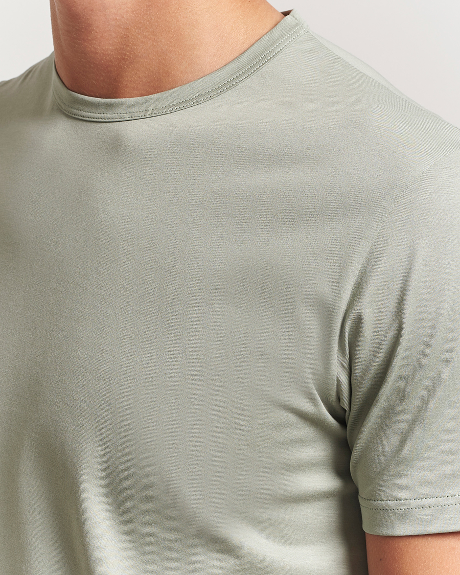 Herren | T-Shirts | Sunspel | Crew Neck Q82 Cotton T-Shirt Pastel Green