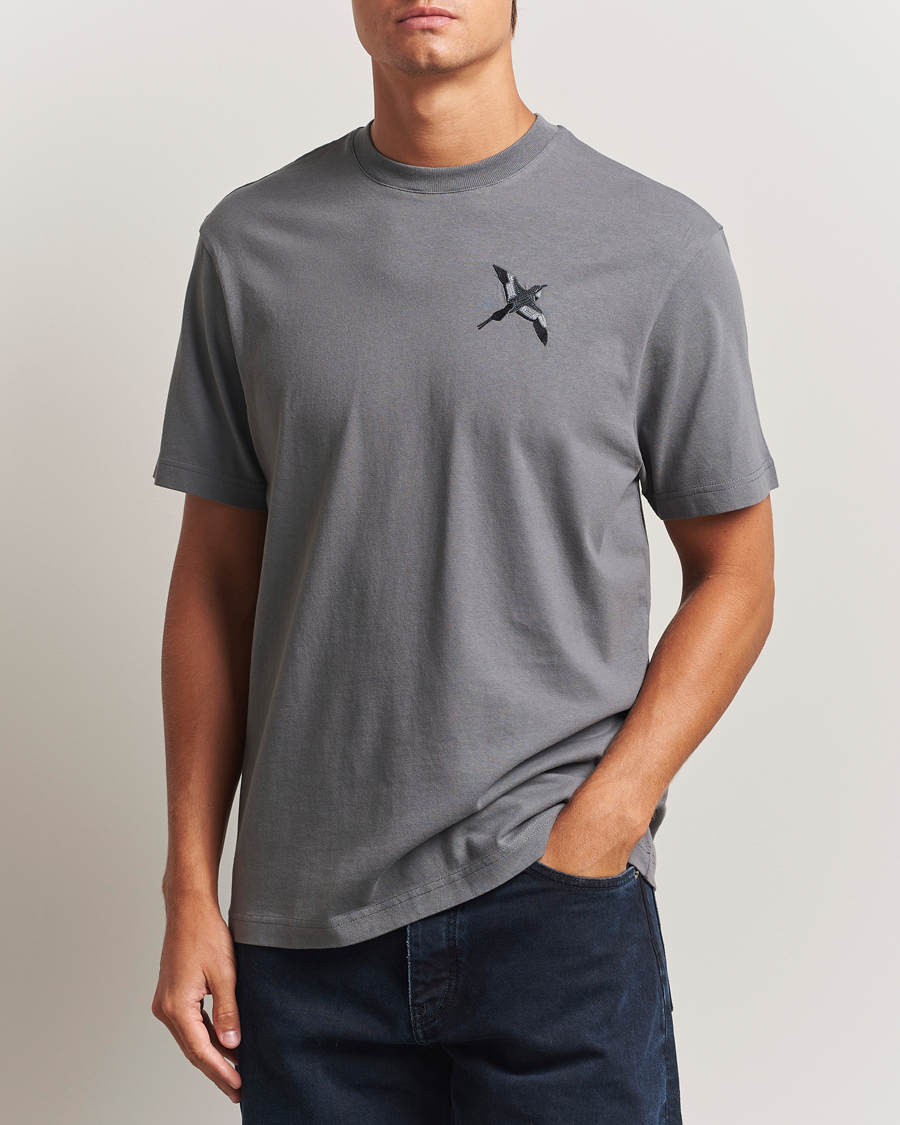 Herren | T-Shirts | Axel Arigato | Micro Bee Bird T-Shirt Steel Grey