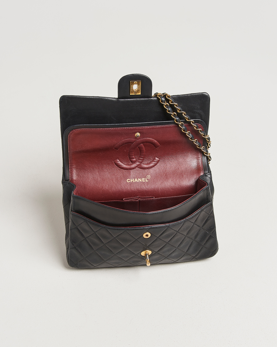 Herren | Pre-Owned & Vintage Bags | Chanel Pre-Owned | Classic Double Flap Medium Lambskin Black