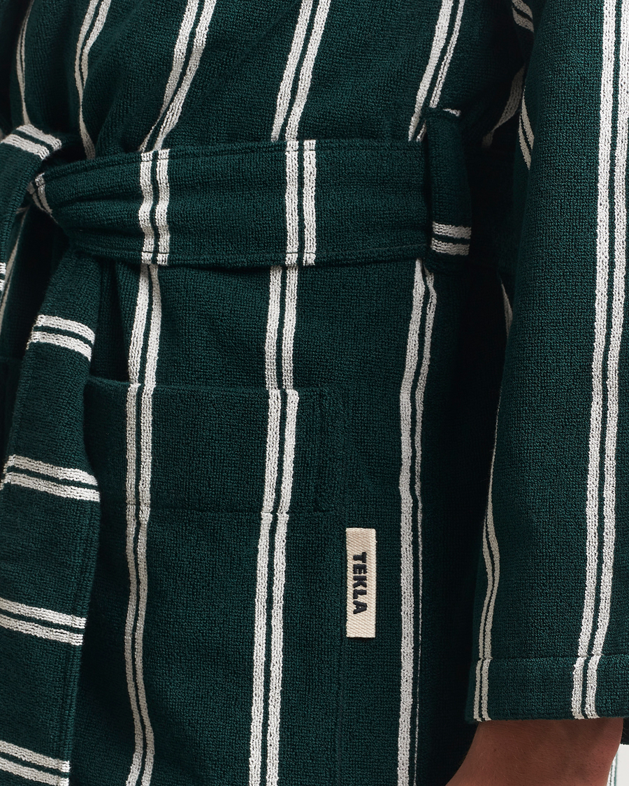 Herren | Schlafanzüge & Bademäntel | Tekla | Organic Terry Hooded Bathrobe Forest Green Stripes