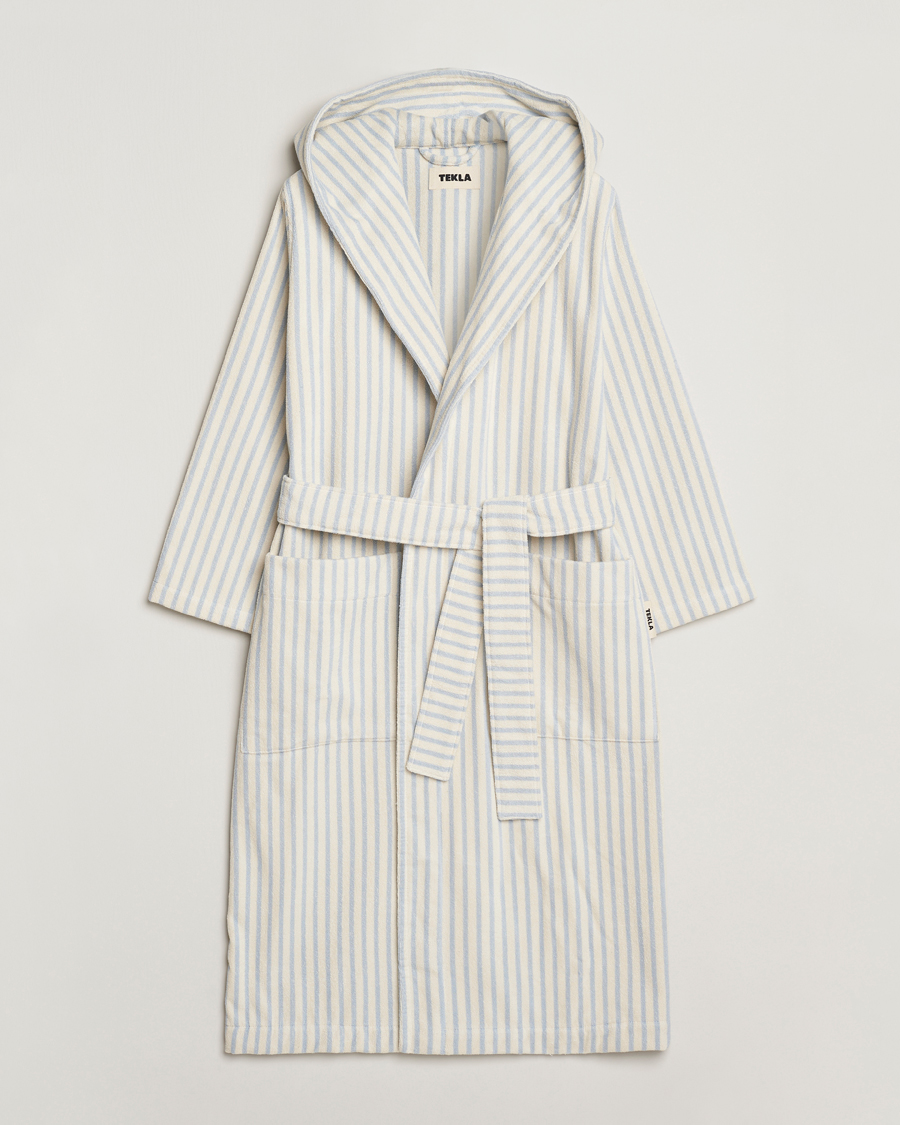 Herren | Schlafanzüge & Bademäntel | Tekla | Organic Terry Hooded Bathrobe Soft Blue Stripes