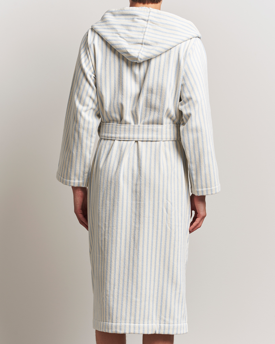 Herren | Schlafanzüge & Bademäntel | Tekla | Organic Terry Hooded Bathrobe Soft Blue Stripes