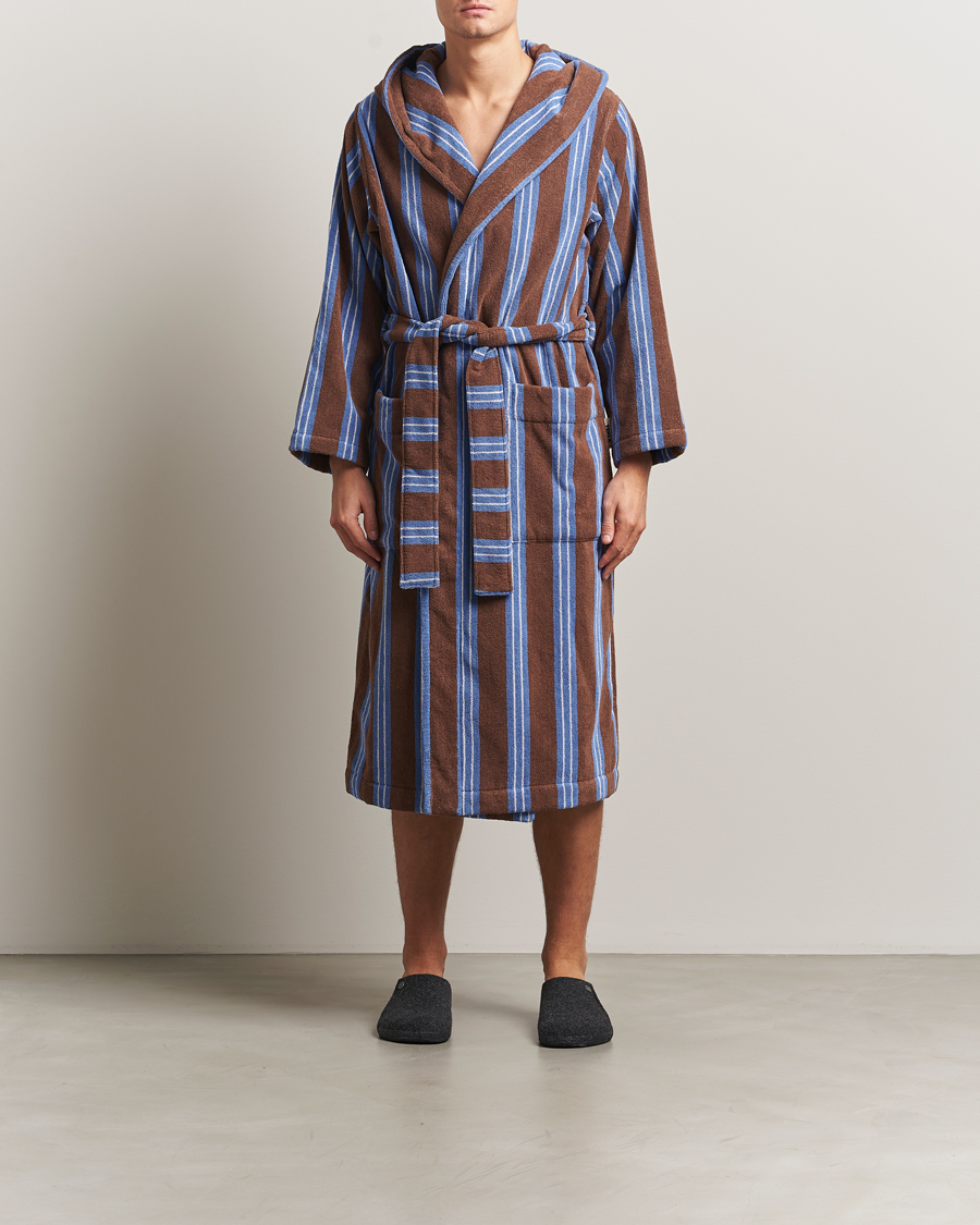 Herren | Schlafanzüge & Bademäntel | Tekla | Organic Terry Hooded Bathrobe Chestnut Stripes