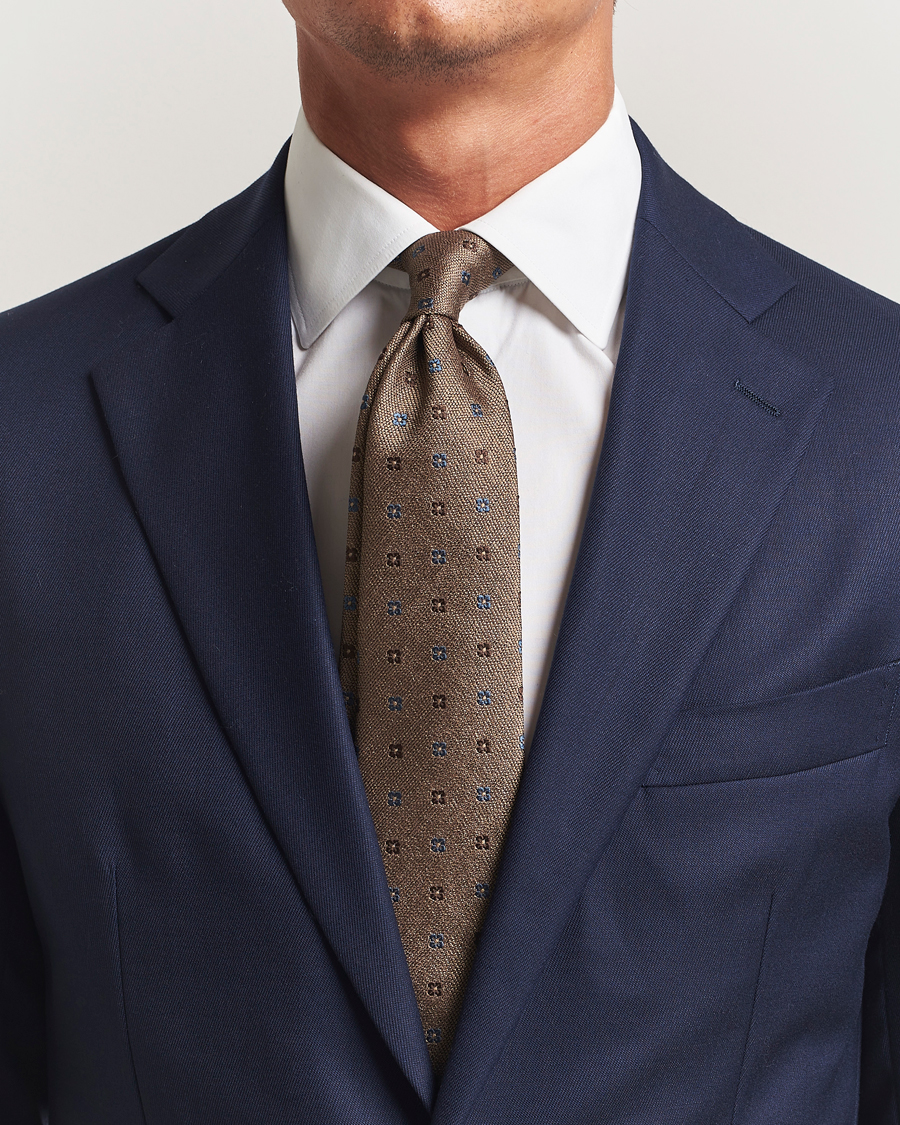 Herren | Krawatten | Amanda Christensen | Silk Bouclé Flower 8cm Tie Beige