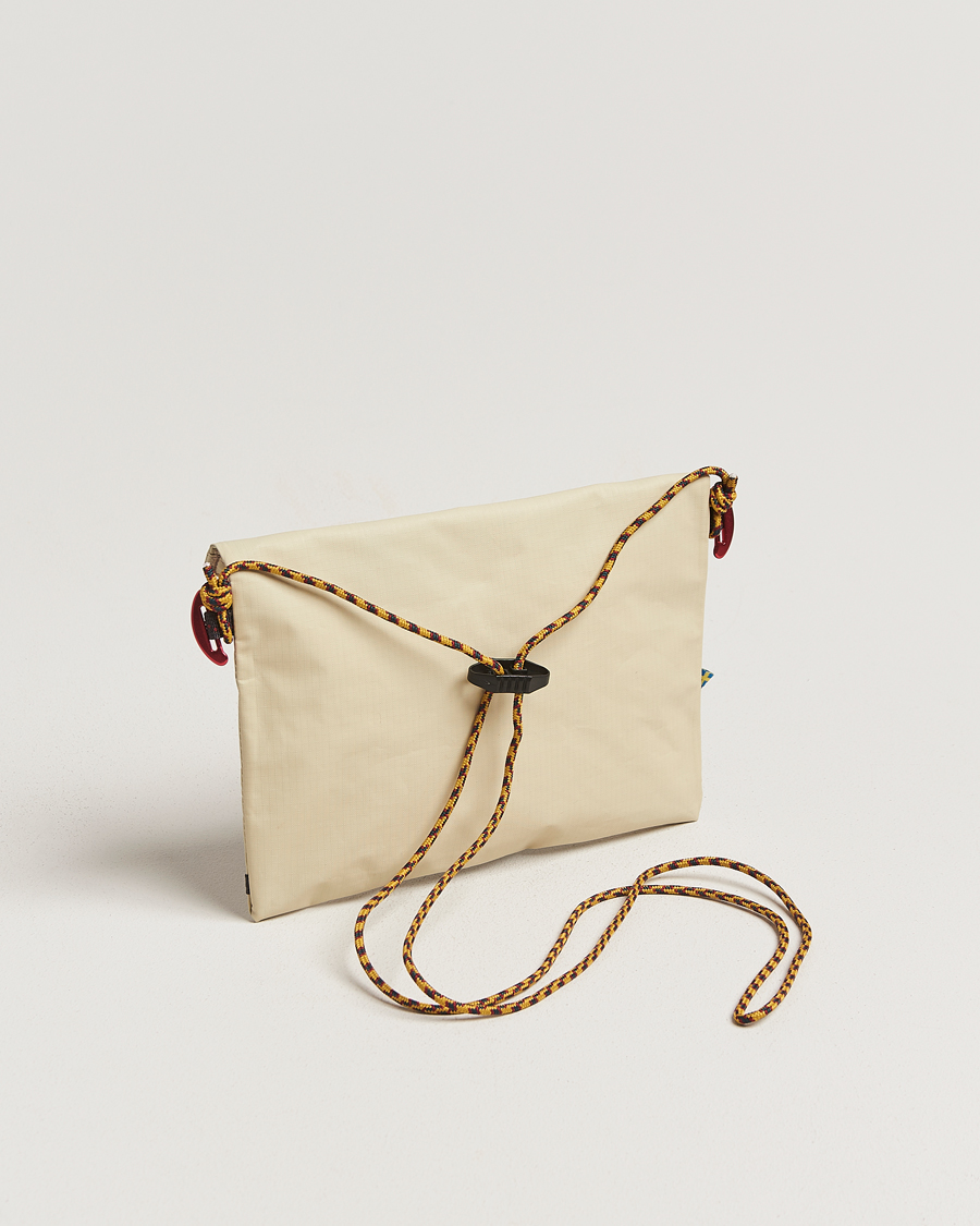 Herren | Taschen | Klättermusen | Hrid WP 1,5L Accessory Bag Clay