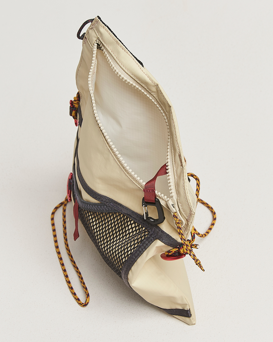 Herren | Taschen | Klättermusen | Hrid WP 1,5L Accessory Bag Clay