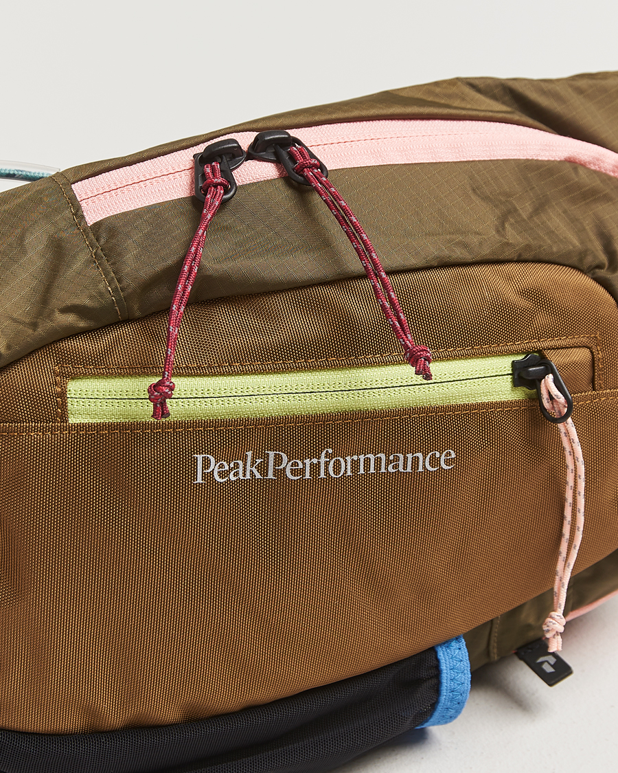 Herren | Peak Performance Outdoor Slingbag Meadow Moss | Peak Performance | Outdoor Slingbag Meadow Moss