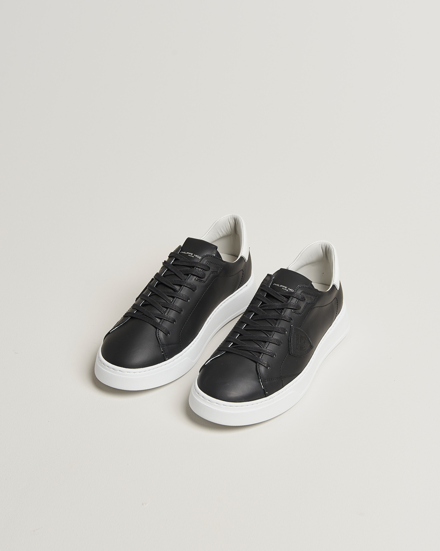 Herren | Philippe Model Temple Low Top Leather Sneakers Black | Philippe Model | Temple Low Top Leather Sneakers Black