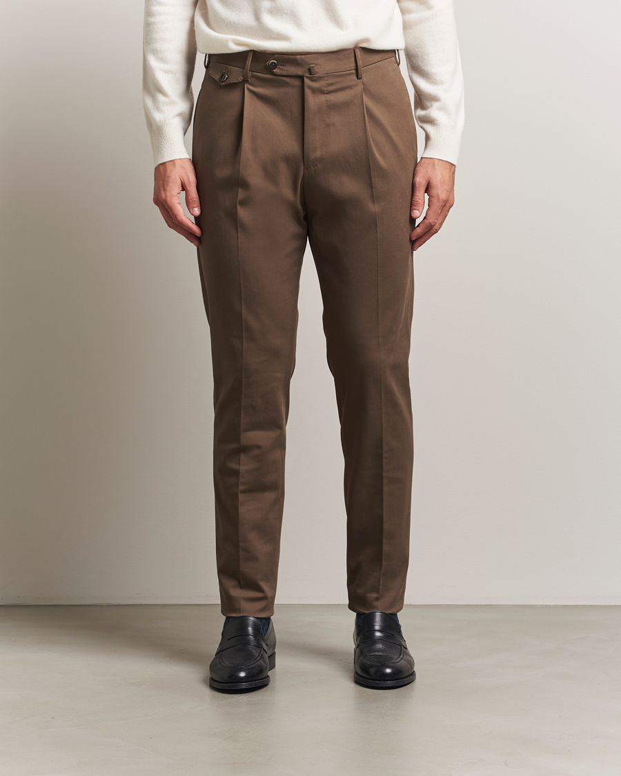 Herren | Hosen | PT01 | Slim Fit Pleated Cotton/Cashmere Trousers Dark Brown