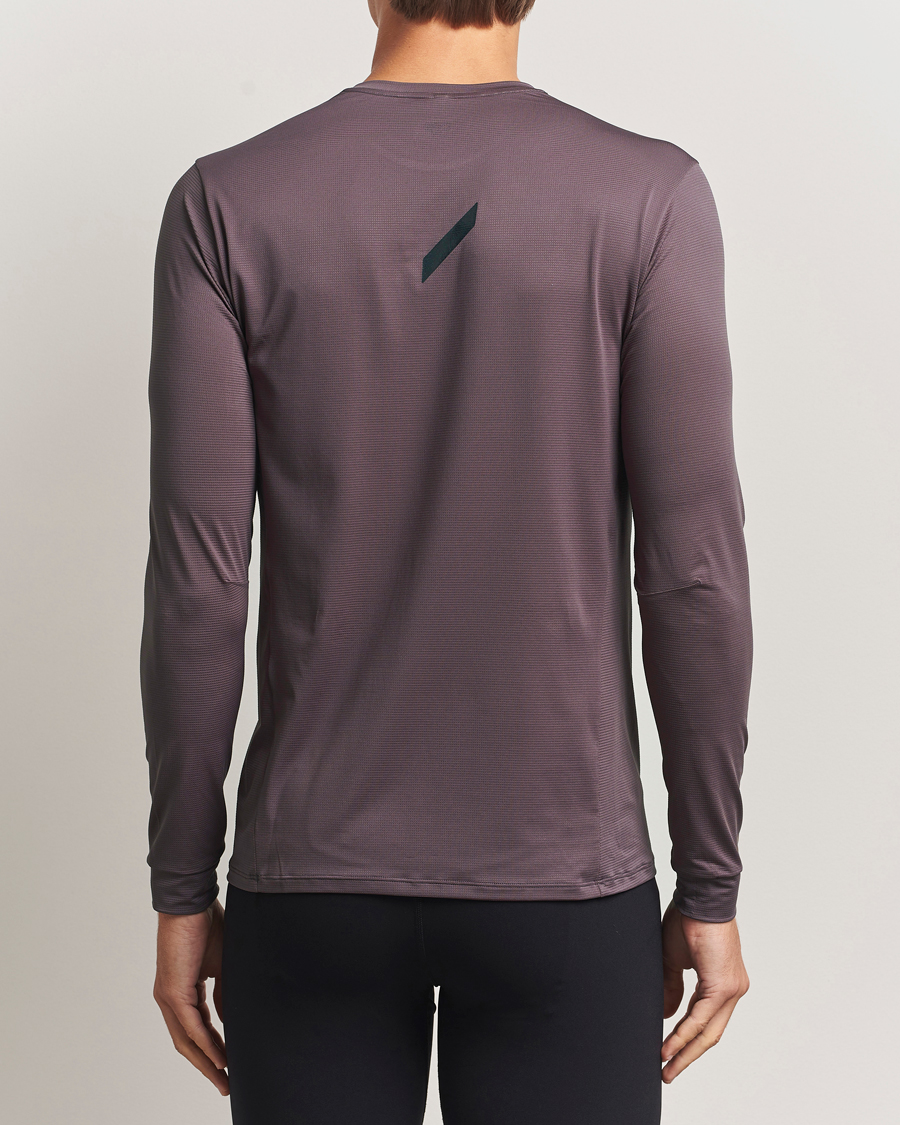Herren | T-Shirts | SOAR Running | Long Sleeve Tech Tee Dark Grey
