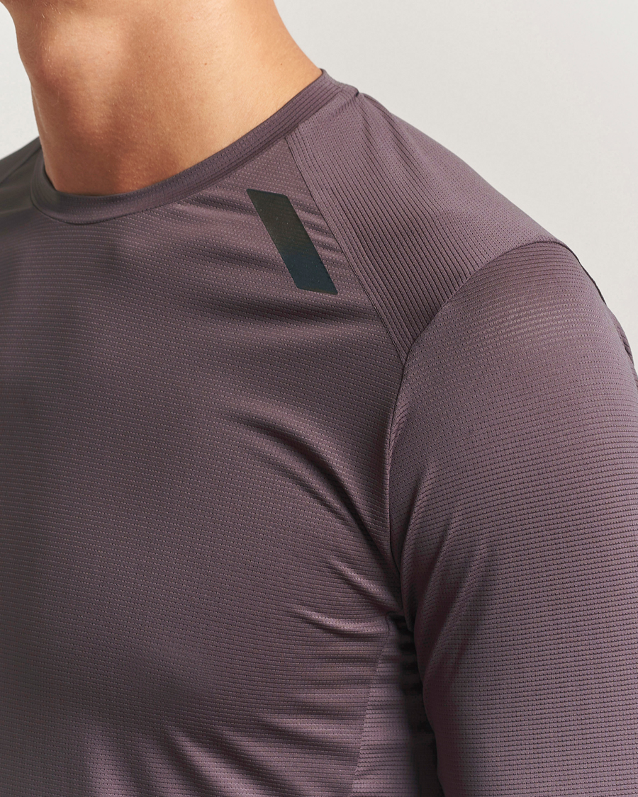 Herren | T-Shirts | SOAR Running | Long Sleeve Tech Tee Dark Grey