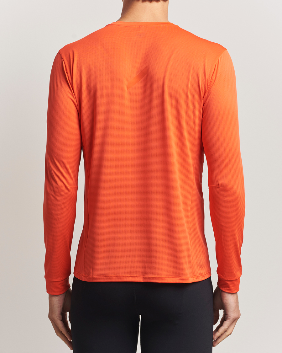 Herren | T-Shirts | SOAR Running | Long Sleeve Tech Tee Orange
