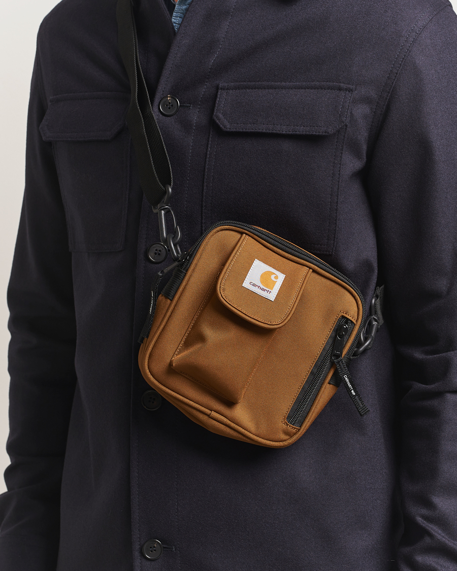 Herren | Carhartt WIP Essentials Shoulder Bag Hamilton Brown | Carhartt WIP | Essentials Shoulder Bag Hamilton Brown