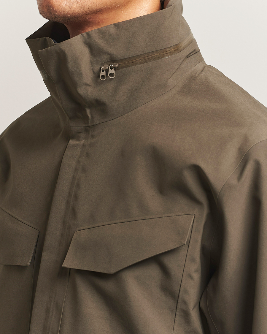 Herren | Jacken | Arc'teryx Veilance | GORE-TEX Field Jacket Brown