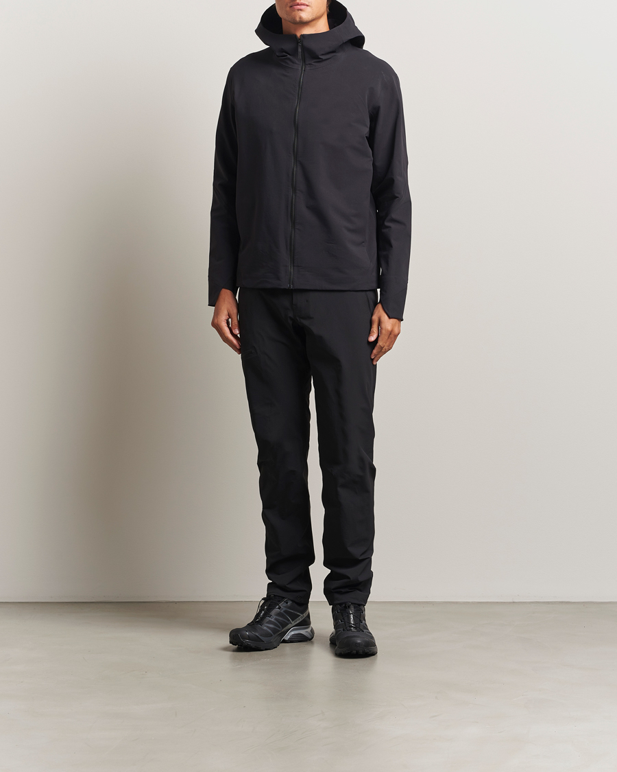 Herren | Jacken | Arc'teryx Veilance | Isogon GORE-TEX Hooded Shell Jacket Black