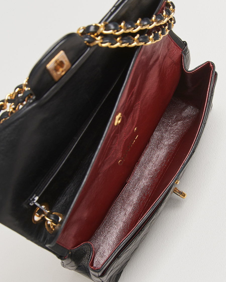 Herren | Pre-Owned & Vintage Bags | Chanel Pre-Owned | Classic Double Flap Medium Lambskin Black