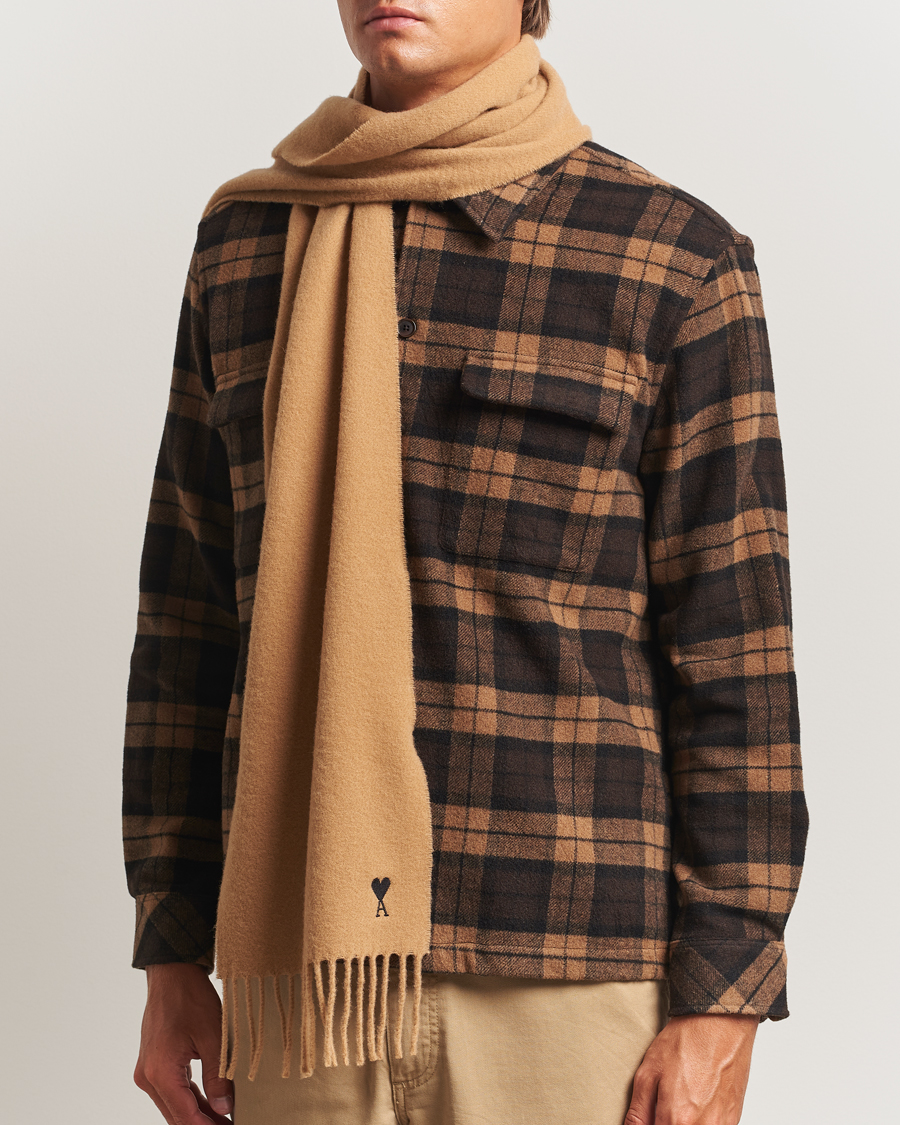 Herren | AMI Heart Logo Scarf Camel | AMI | Heart Logo Scarf Camel