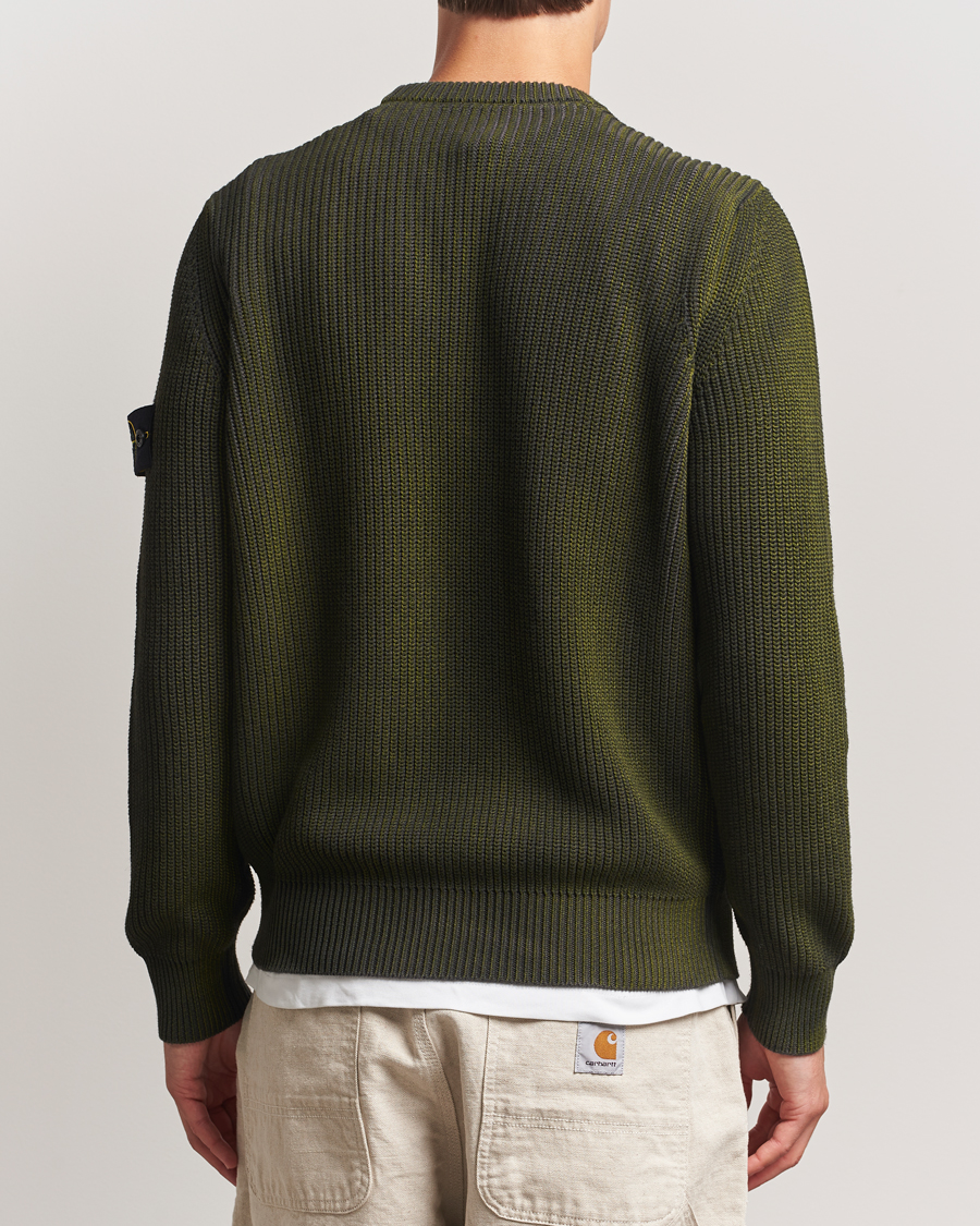 Herren | Pullover | Stone Island | Popcorn Stitch Spray Coloured Cotton Crewneck Green