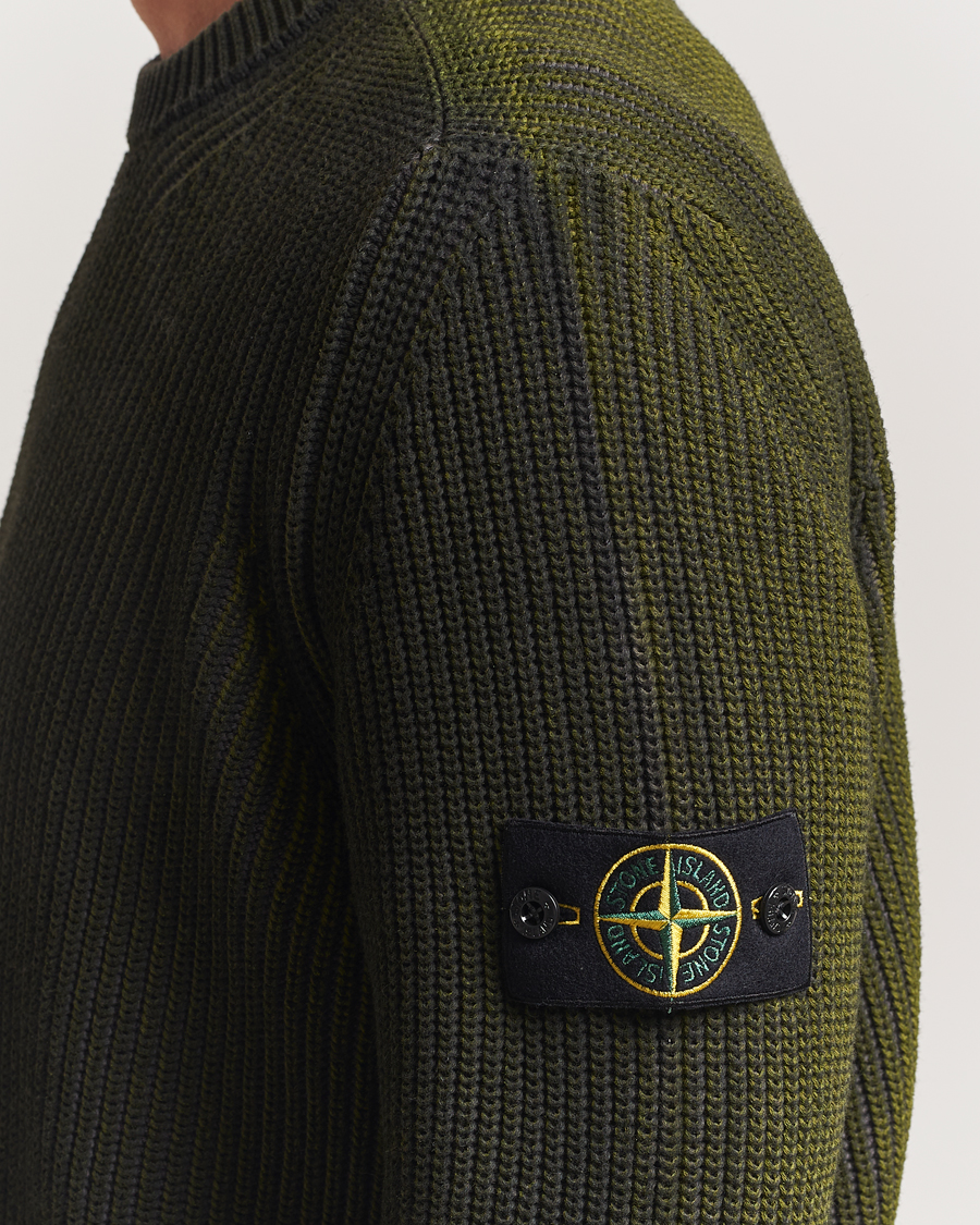 Herren | Pullover | Stone Island | Popcorn Stitch Spray Coloured Cotton Crewneck Green