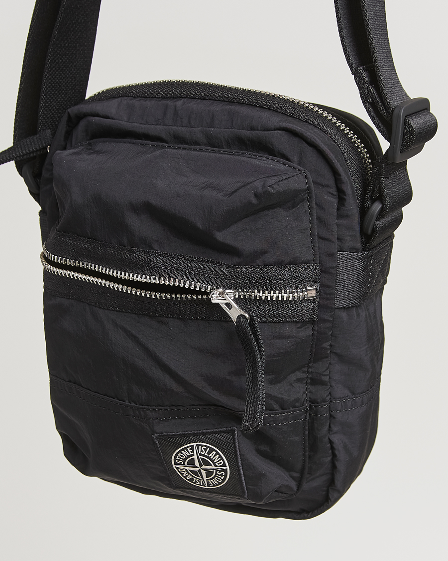Herren | Stone Island Nylon Metal Cross Body Bag Black | Stone Island | Nylon Metal Cross Body Bag Black