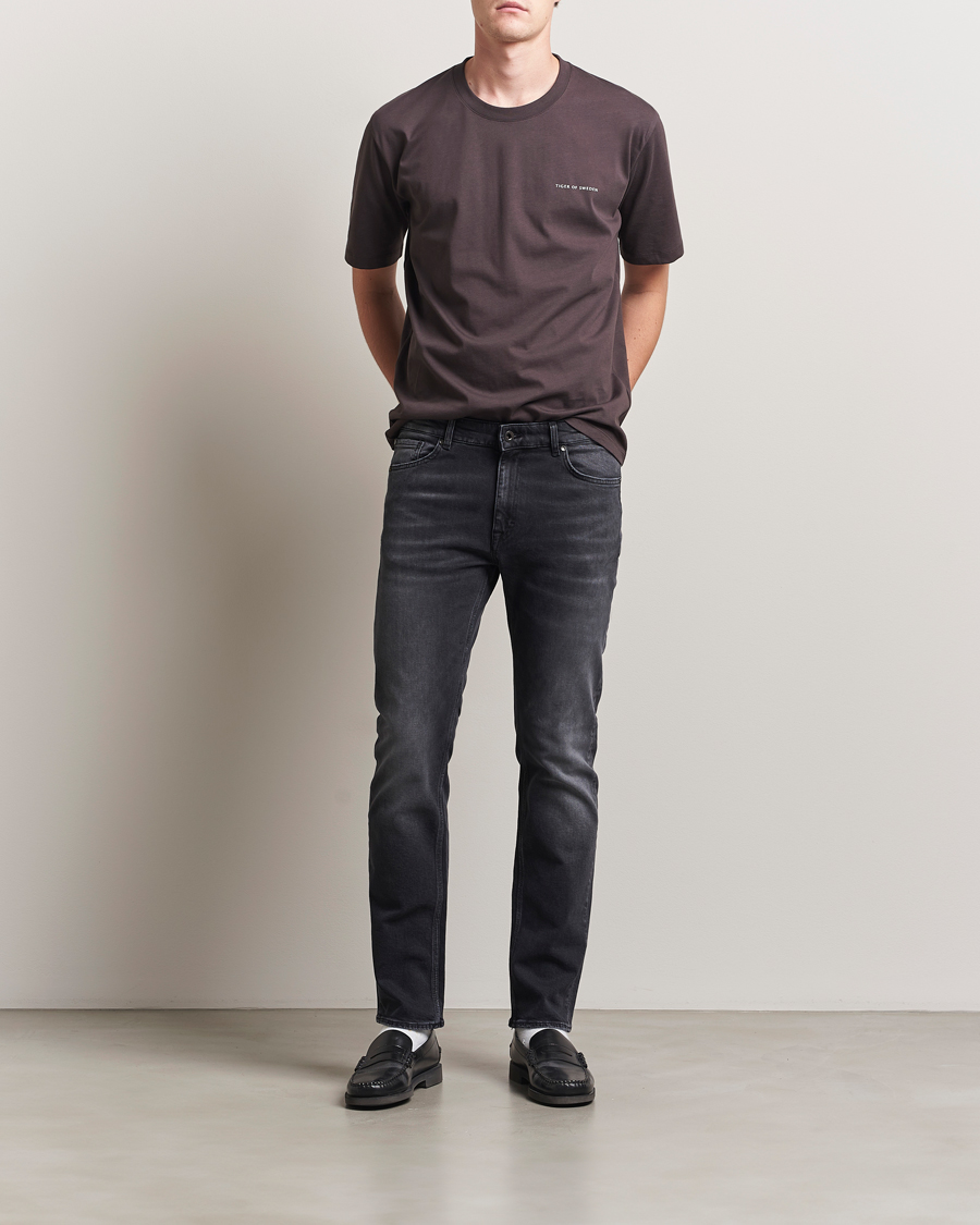 Herren | T-Shirts | Tiger of Sweden | Pro Logo Crew Neck T-Shirt Triumph Steel