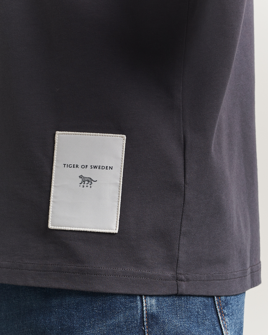 Herren | T-Shirts | Tiger of Sweden | Jake Heavy Crew Neck T-Shirt Phantom