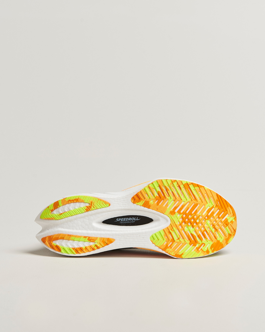 Herren | Runningsneakers | Saucony | Endorphin Pro 4 Running Sneaker Black/VO2