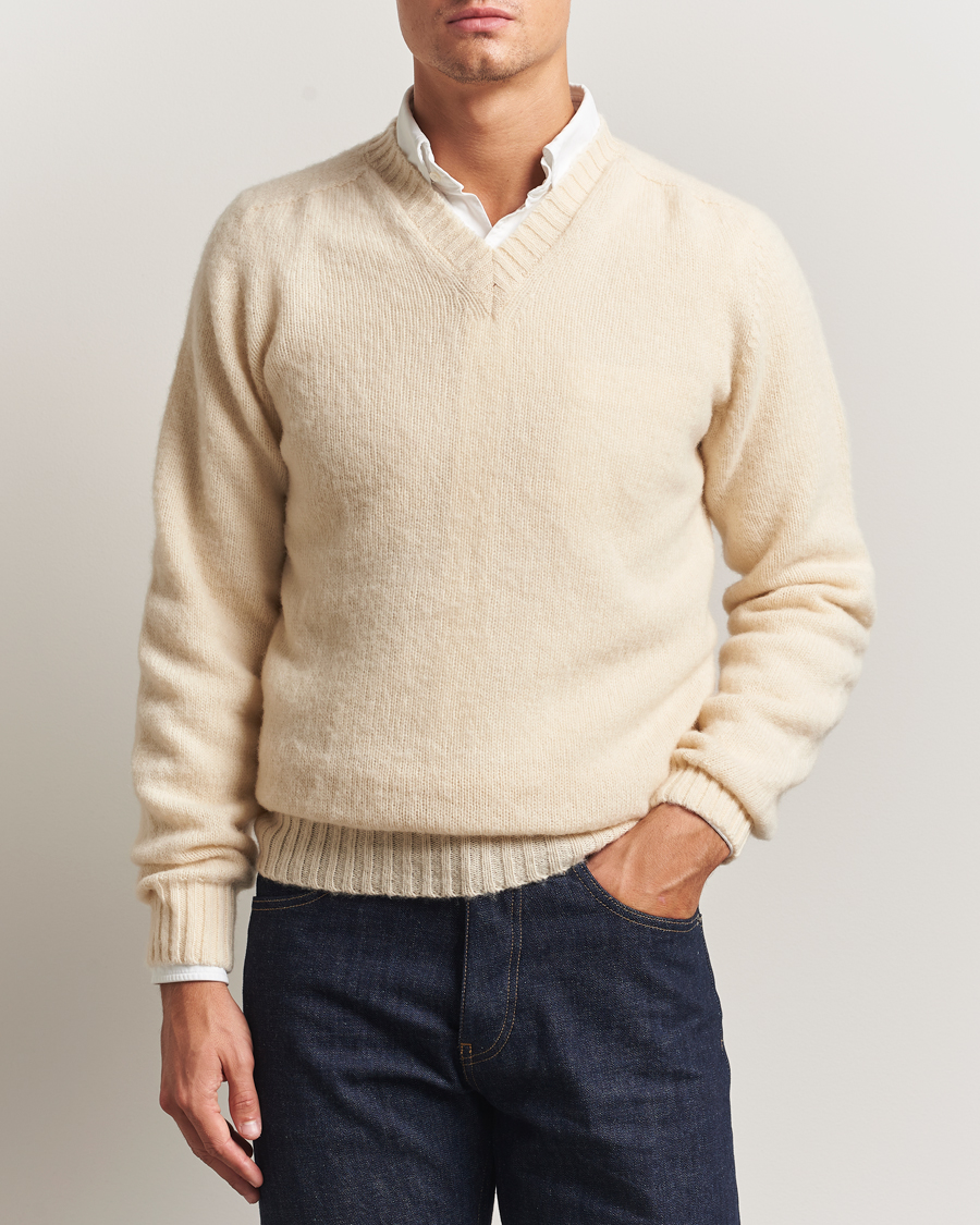 Herren | Pullover | Harley Of Scotland for Care of Carl | Harley Of Scotland Brushed Supersoft Lambswool V-Neck Vanilla