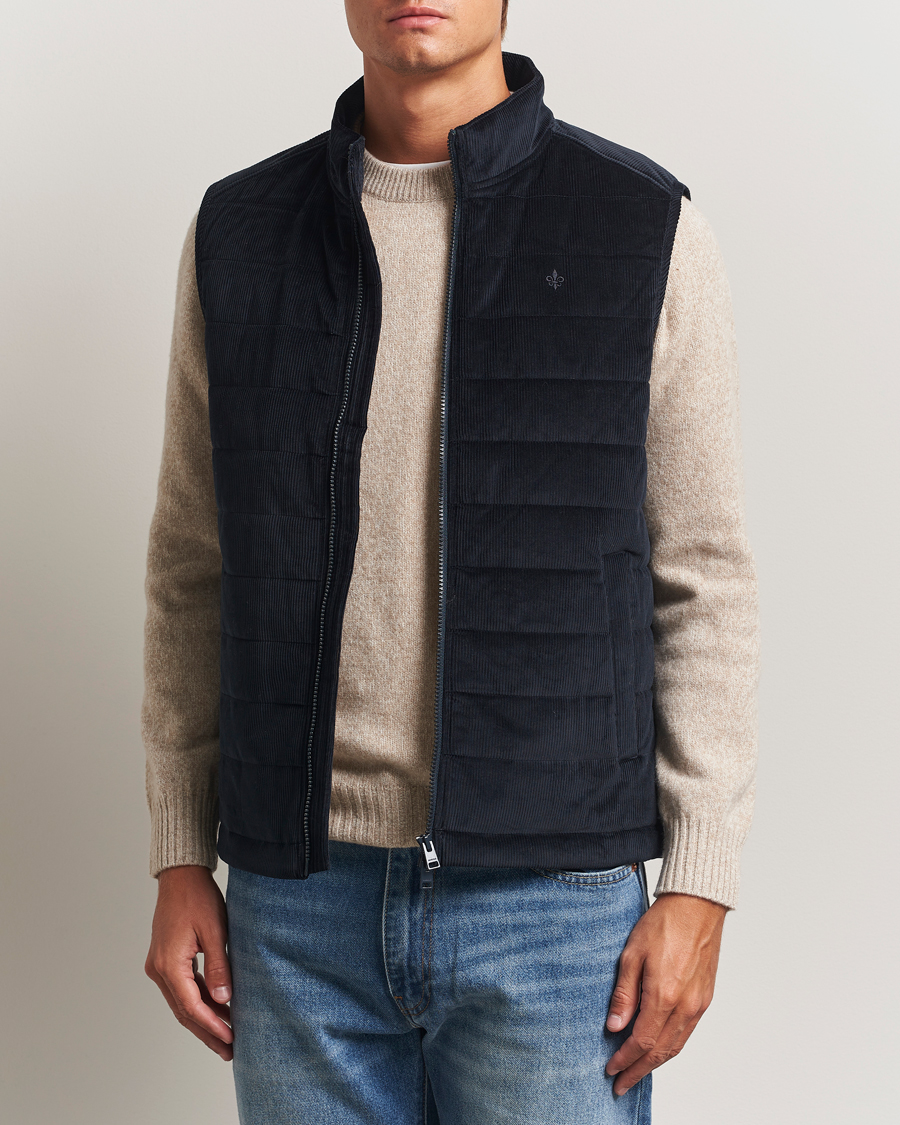 Herren | Jacken | Morris | Ted Quilted Cord Vest Blue