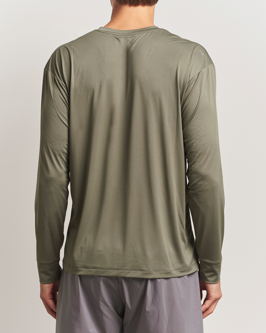 Herren | T-Shirts | Satisfy | AuraLite Long Sleeve T-Shirt Dusty Olive