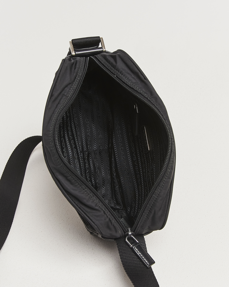 Herren | Prada Pre-Owned Tessuto Nylon Leather Shoulder Bag Black | Prada Pre-Owned | Tessuto Nylon Leather Shoulder Bag Black