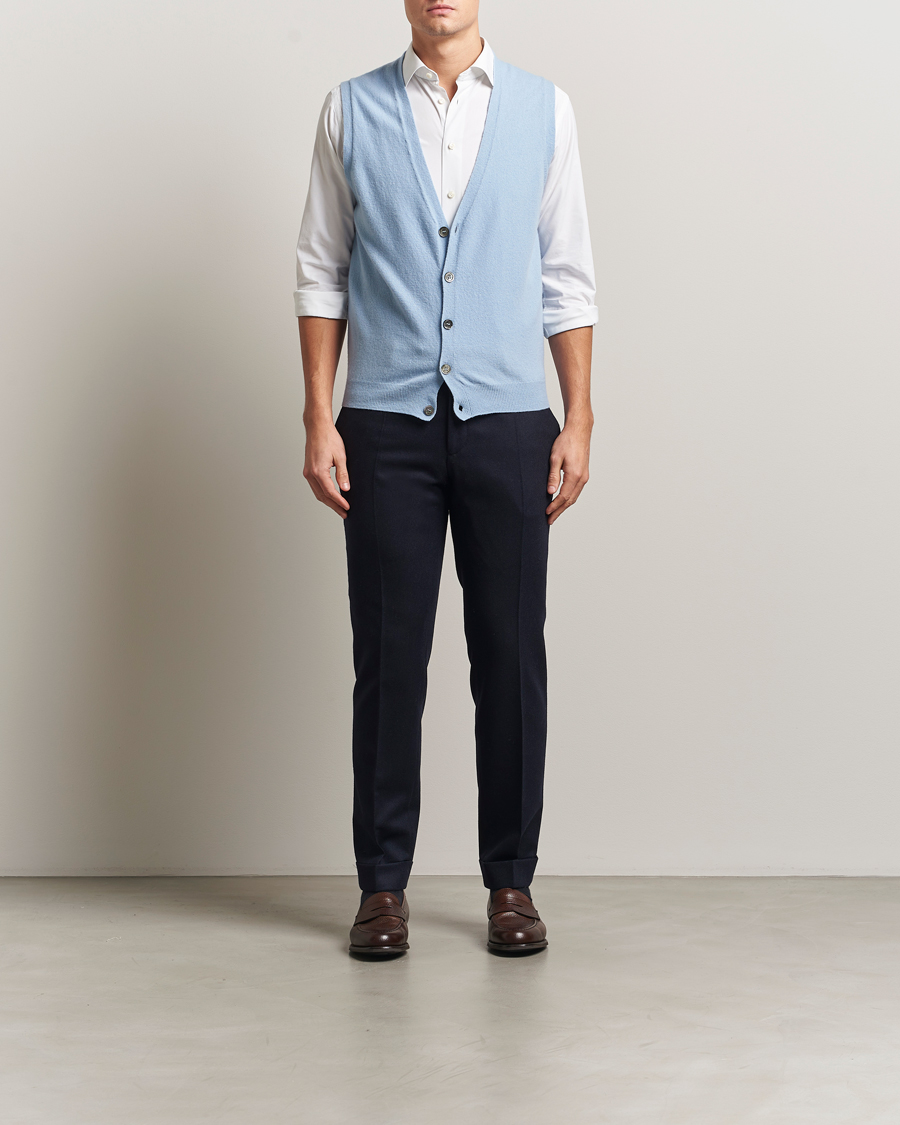 Herren | Pullover | Oscar Jacobson | Guiseppe Buttoned Vest Light Blue