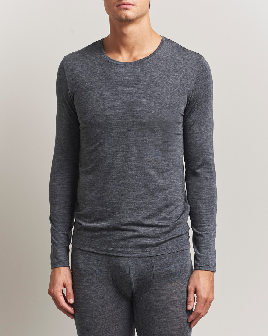 Herren | T-Shirts | Falke | Clima Wool Wool Long Sleeve T-Shirt Dark Grey Heather