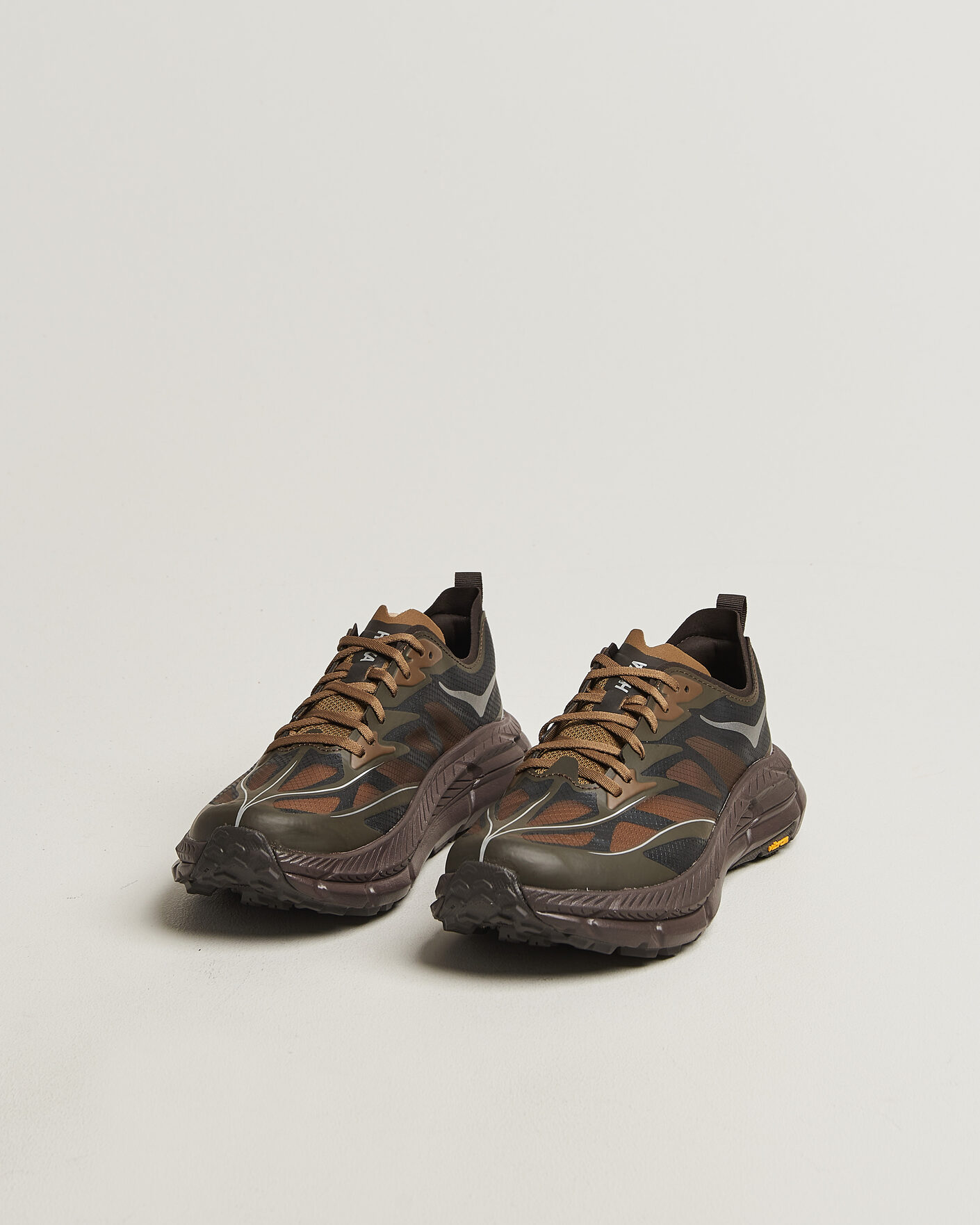 Herren | | Hoka | Mafate Speed 4 Lite Tree Bark/Cast Iron