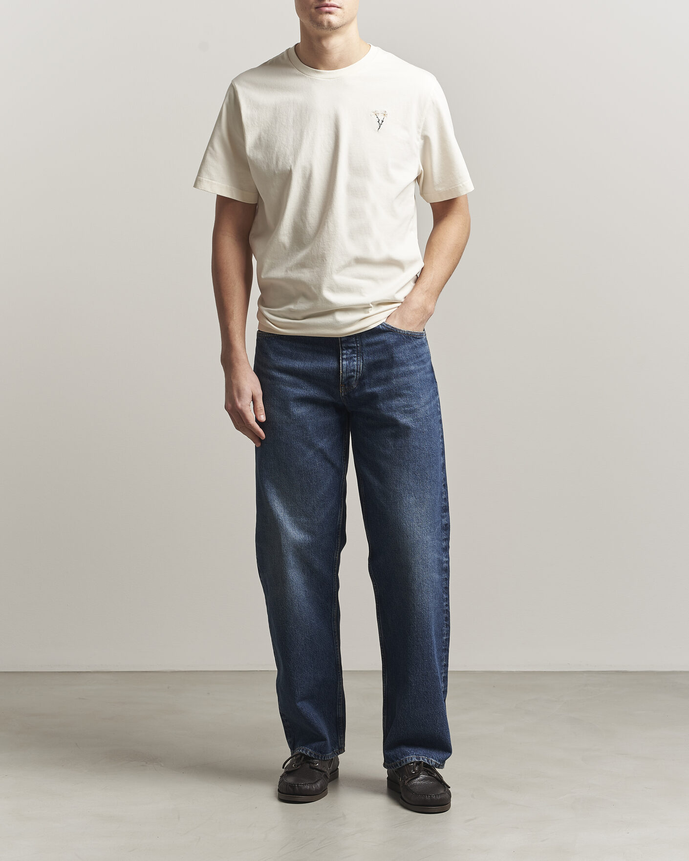 Herren | T-Shirts | Forét | Posy T-Shirt Cloud