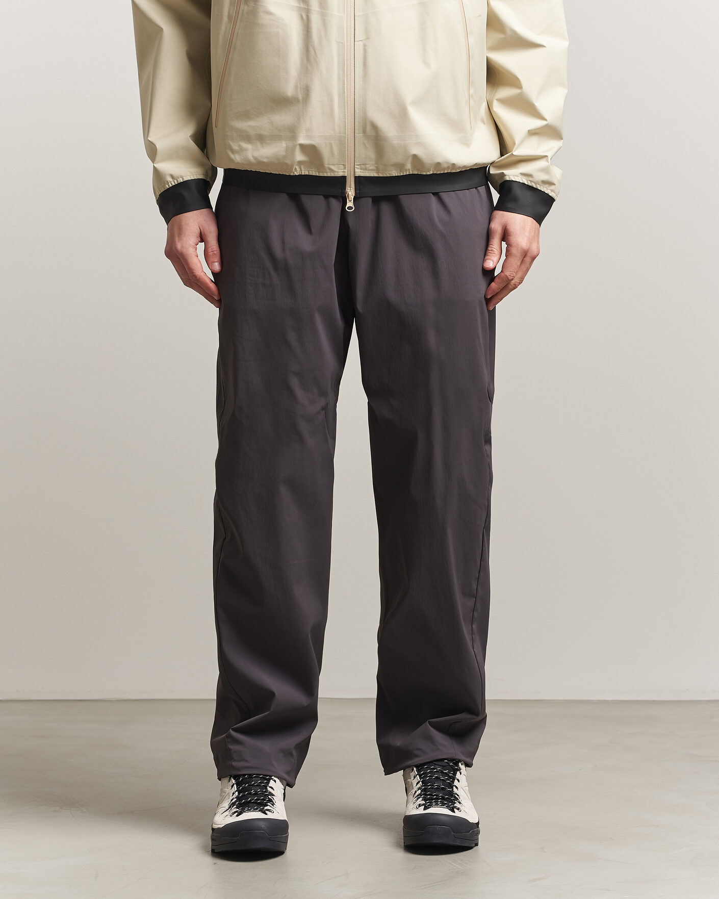 Herren | Hosen | Stone Island | Stellina Technical Nylon Stretch Trousers Charcoal
