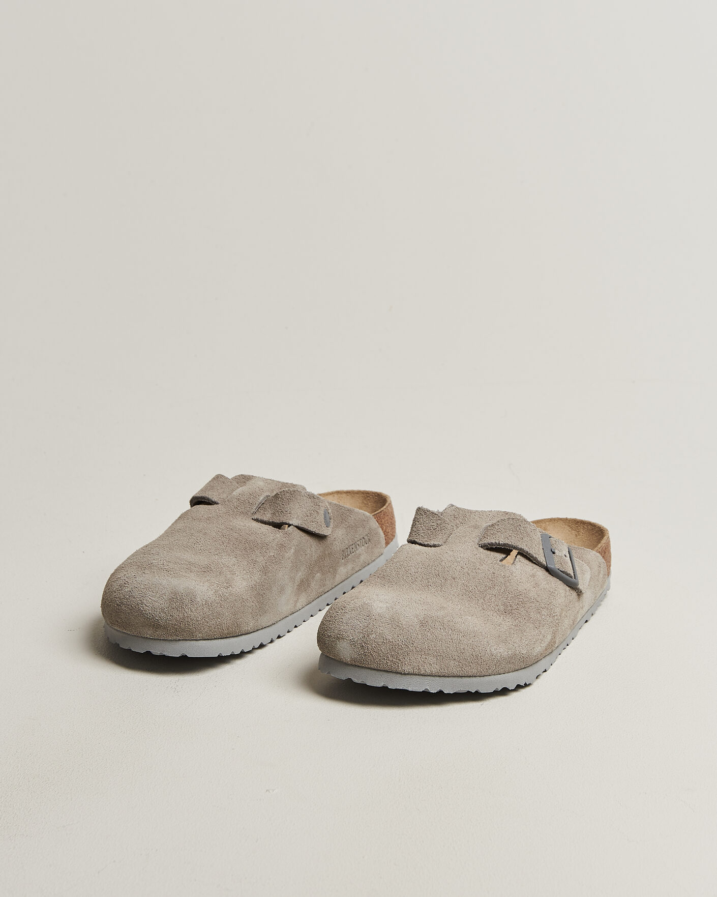 Herren | Sandalen & Pantoletten | BIRKENSTOCK | Boston Soft Footbed Stone Coin Suede