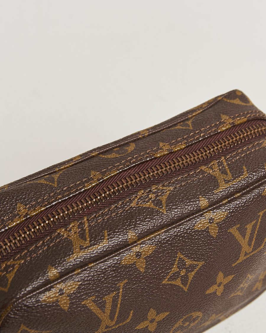 Herren | Pre-Owned & Vintage Bags | Louis Vuitton Pre-Owned | Trousse Toilette 18 Monogram