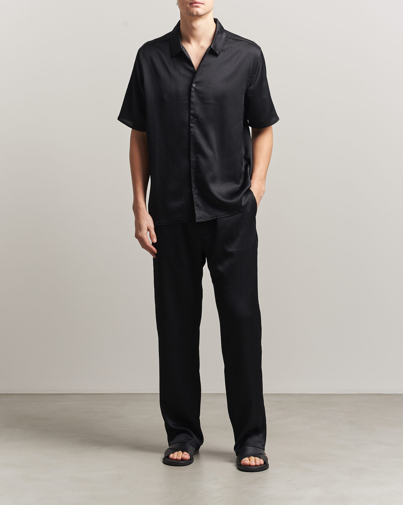 Herren | Hemden | LES DEUX | Hector Plissé Short Sleeve Shirt Black
