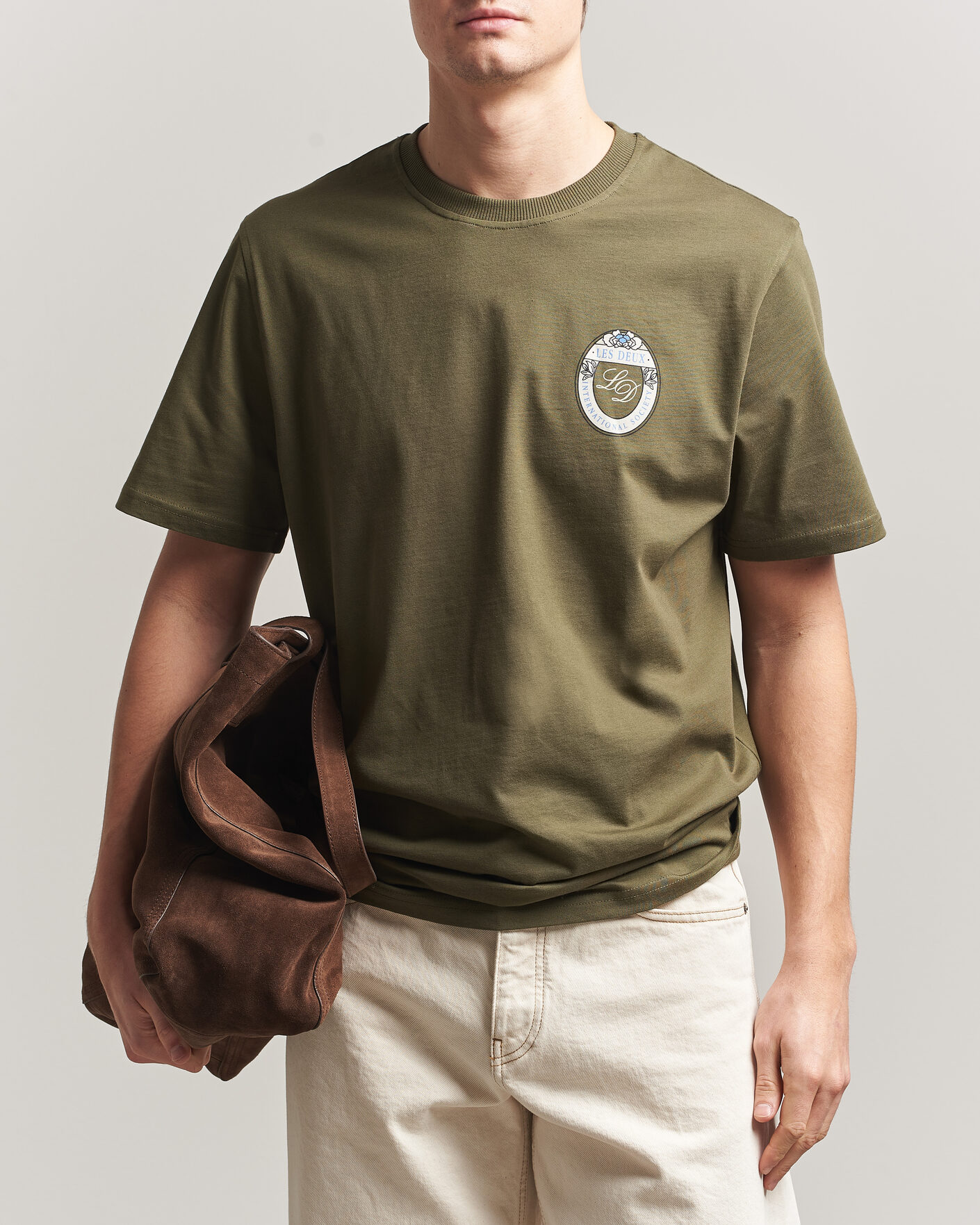 Herren | T-Shirts | LES DEUX | Brday Emblem T-Shirt Olive Night Green