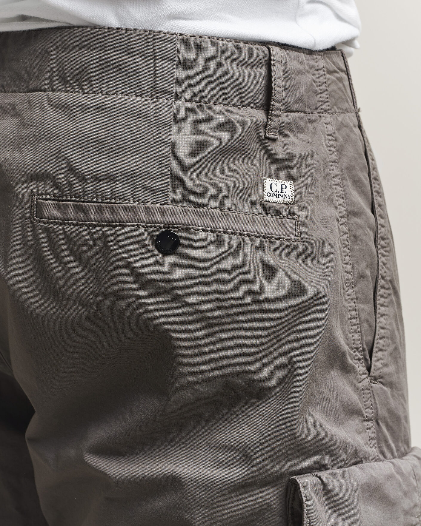 Herren | Shorts | C.P. Company | Cotton Gabardine Cargo Shorts Washed Black